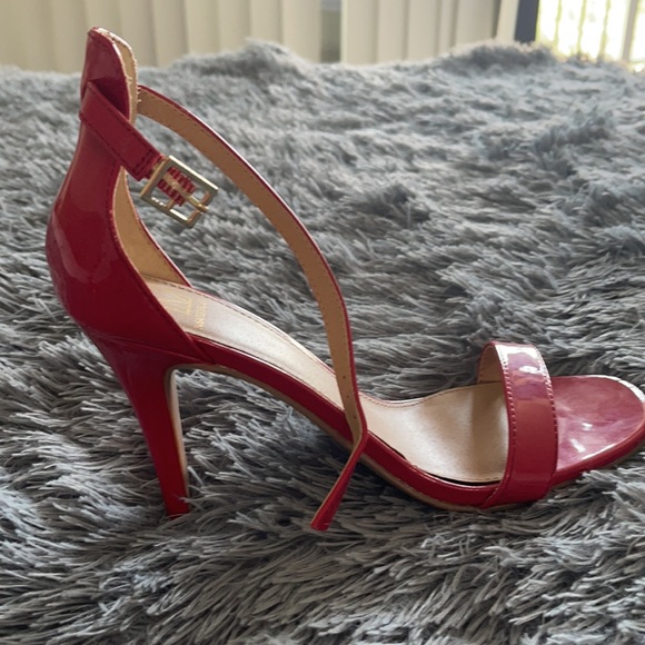 Material girl red heels - Picture 4 of 7